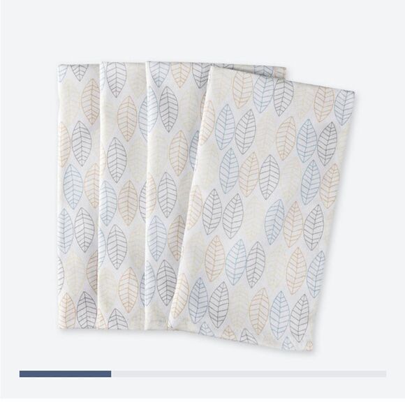 Norwex Napkins Set of 4 Leaves Design NWT - Picture 5 of 11